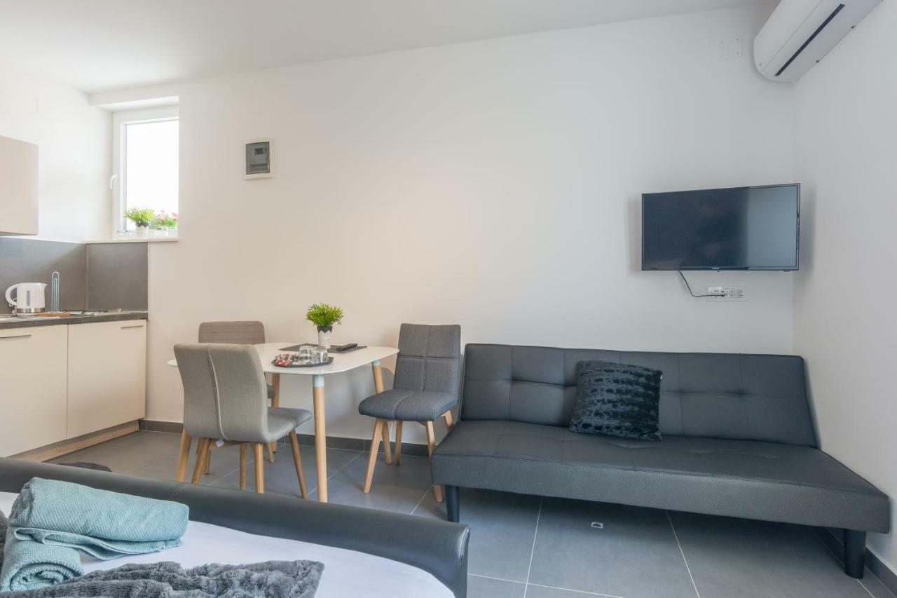 Luxury Apartment Melissa Vodice Buitenkant foto